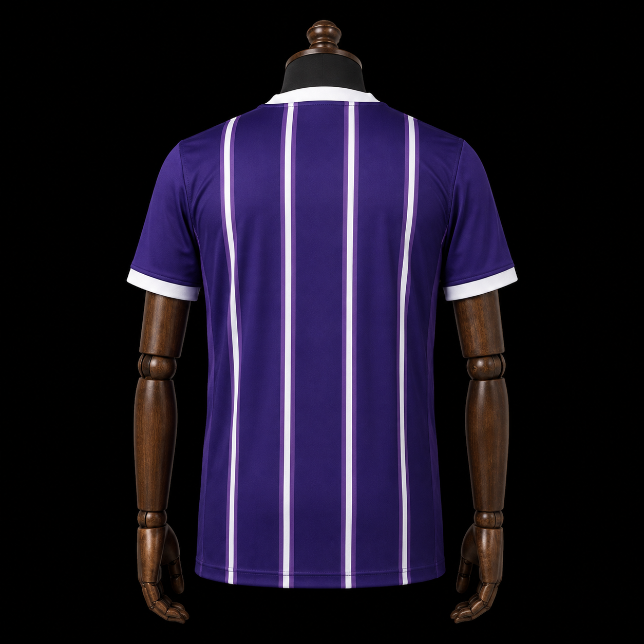 Toulouse FC maillot domicile 2026/2027 version Fan vue de dos mannequin bois