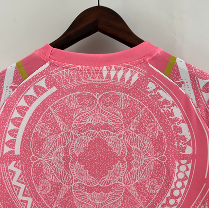Italie – Maillot Concept Rose Graphique – 2024/2025 – Version Fan