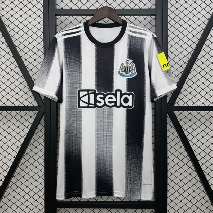 Maillot Newcastle United – Domicile 2025/2026