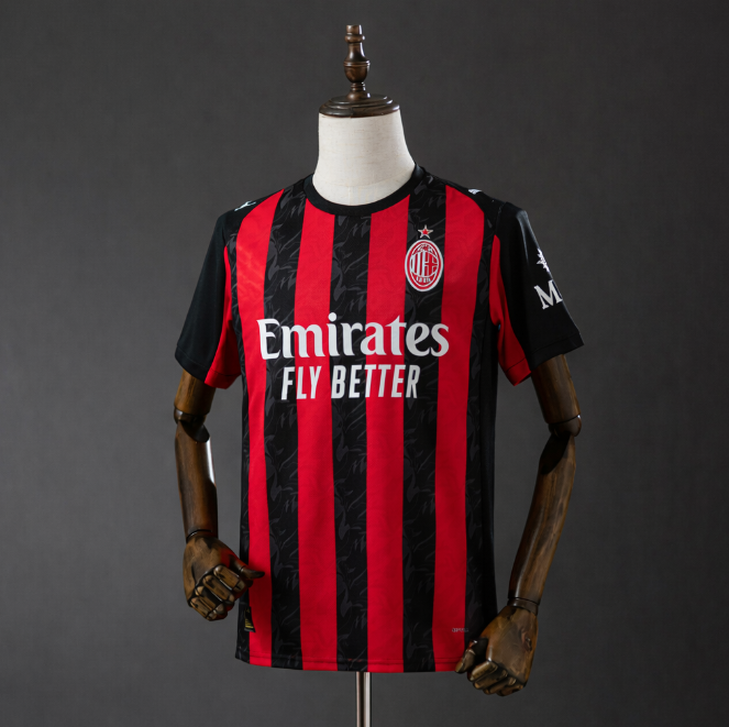 Maillot AC Milan Domicile – Saison 2025/2026