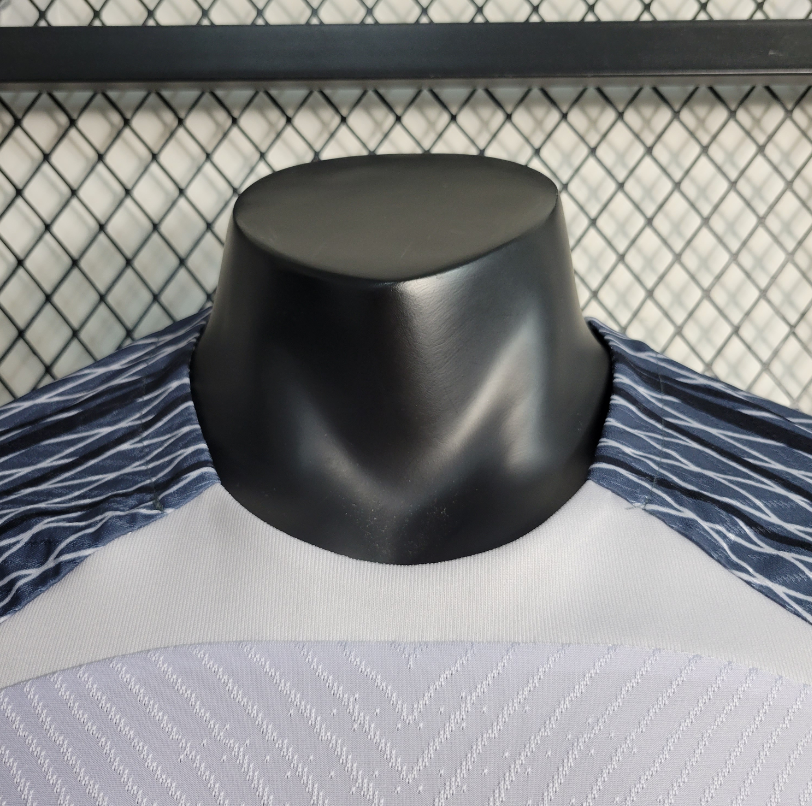 Tottenham Hotspur – Maillot Extérieur (Away) 2023/2024 – Version Player