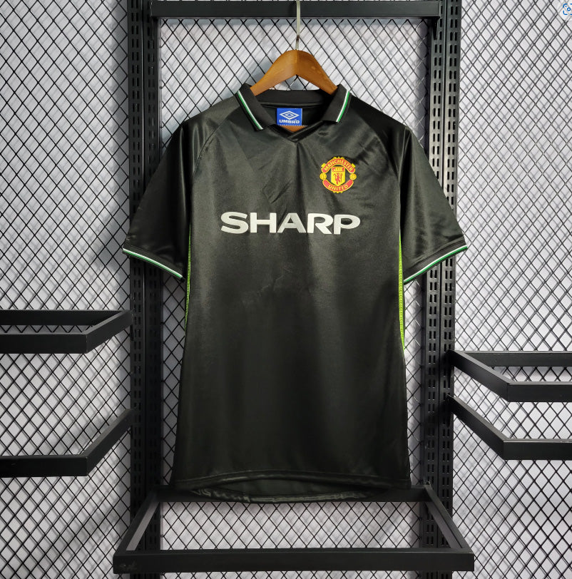 Maillot Manchester United Extérieur Noir – Saison 1998/1999 (Rétro)