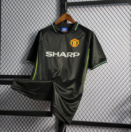 Manchester United – Maillot Extérieur Rétro Noir – 1998/1999 – Version Fan