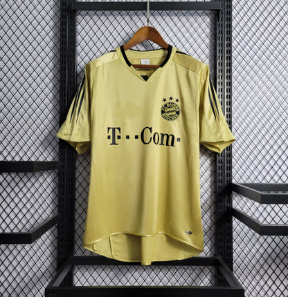Bayern Munich – Maillot Third Rétro – Version Fan
