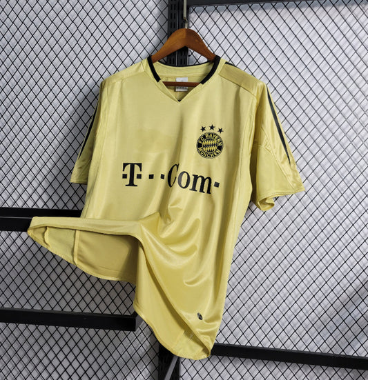 Bayern Munich – Maillot Third Rétro – Version Fan
