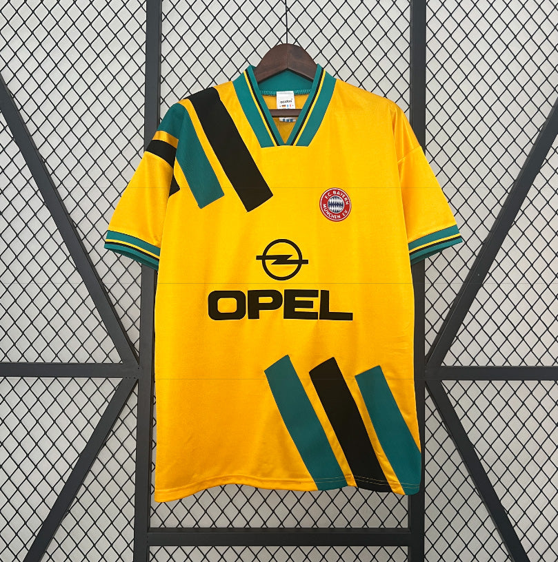 Bayern Munich – Maillot Away Vintage Jaune Opel