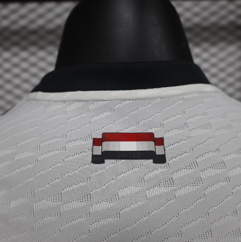 Maillot Manchester United Extérieur Blanc – Saison 2024/2025