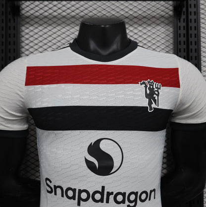Manchester United – Maillot Extérieur Blanc – 2024/2025 – Version Player