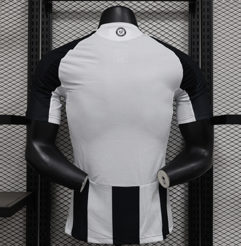 Maillot Newcastle United – Domicile 2024/2025
