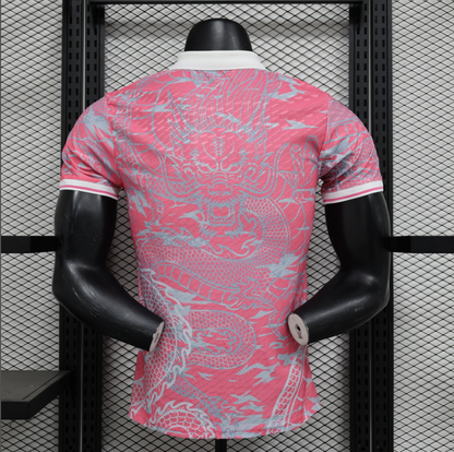 Real Madrid – Maillot Concept Rose Dragon – 2024/2025 – Version Fan