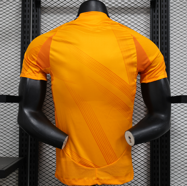 Real Madrid — Maillot Extérieur 2024/2025 ( Version Player )