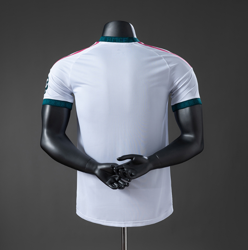 Real Madrid — Maillot Domicile 2026/2027 version Player