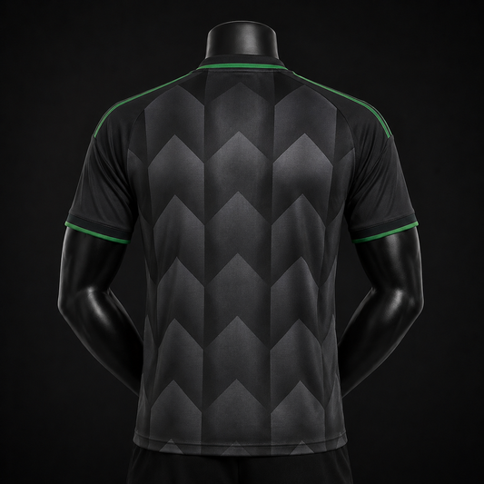 RC Lens maillot extérieur 2026/2027 version Player vue de dos sur mannequin noir