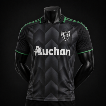RC Lens maillot extérieur 2026/2027 version Player vue de face sur mannequin noir